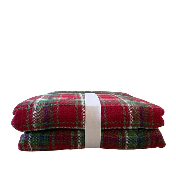 Tahari Home Holiday Plaid Tablecloth 60x120 100% Cotton Classic Christmas NEW - Picture 9 of 11